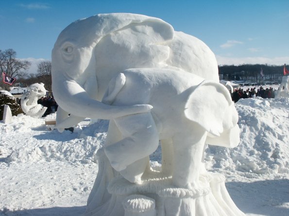 Ice and Snow Sculptures by techblogstop