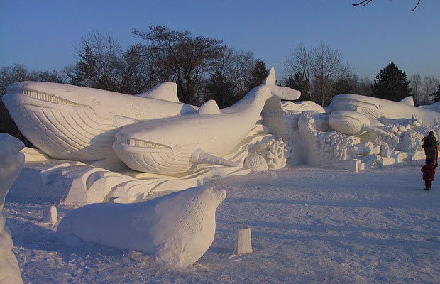 Ice and Snow Sculptures by techblogstop