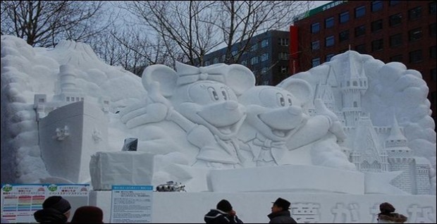 Ice and Snow Sculptures by techblogstop